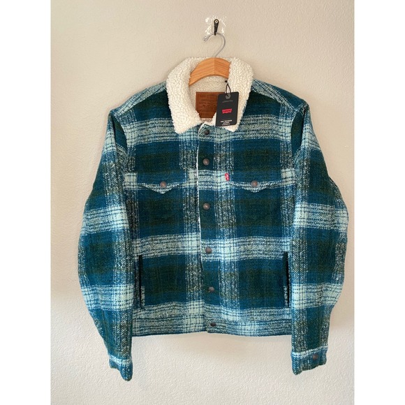 Levi's Other - Levi's Trucker Jacket Sherpa Collar Plaid Size L